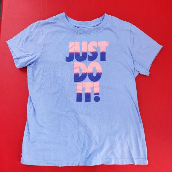 The Nike Tee light purple graphic T-shirt girl's size L - Picture 1 of 4